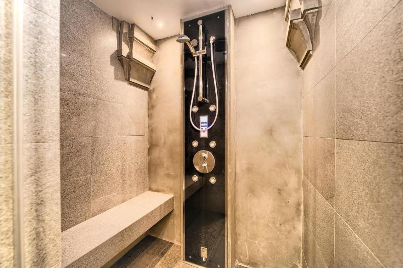 Krizovnicka Apartment Praag Buitenkant foto